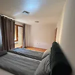 Apartmani Lejla
